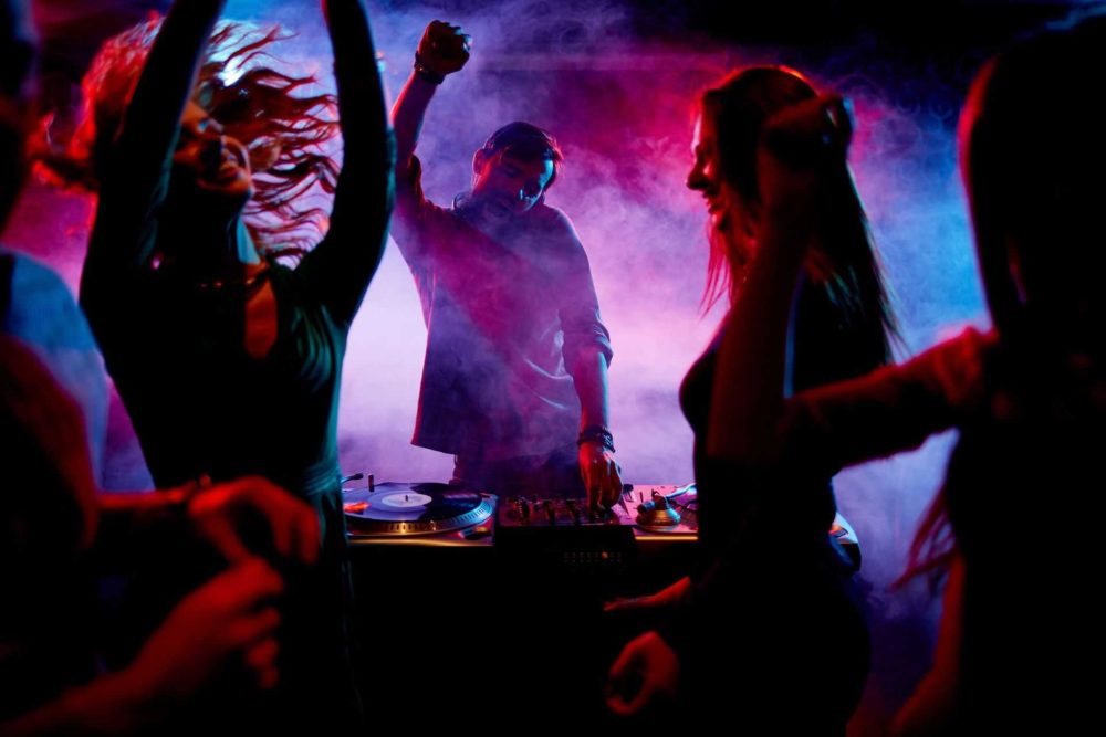 Djs in Dubai for Weddings | Dubai Wedding Planners | Sharjah Wedding Organizers